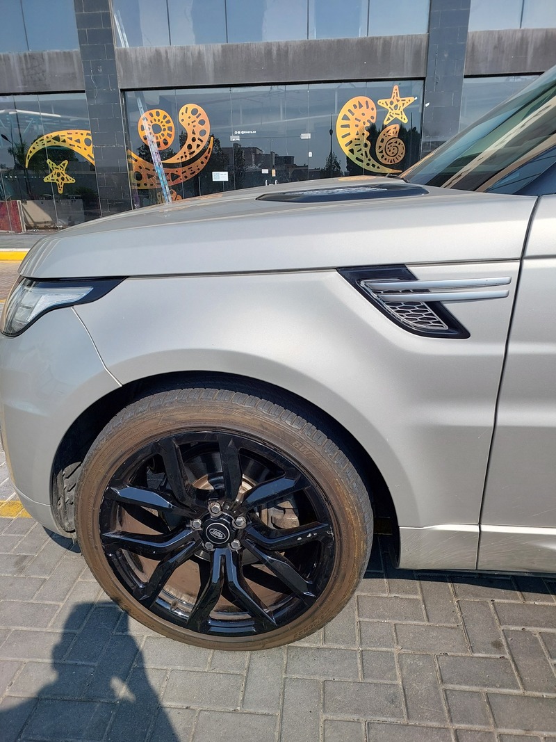 Used 2014 Range Rover Sport for sale in Jeddah